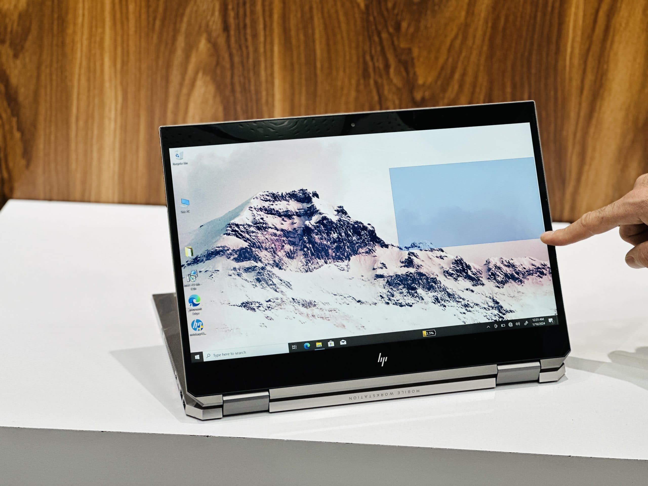 لپ تاپ استوک Hp ZBOOK studio X360 G5 | xeon E2186M | RAM16 | 512SSD | 4GB Nvidia P1000 — تصویر ۵