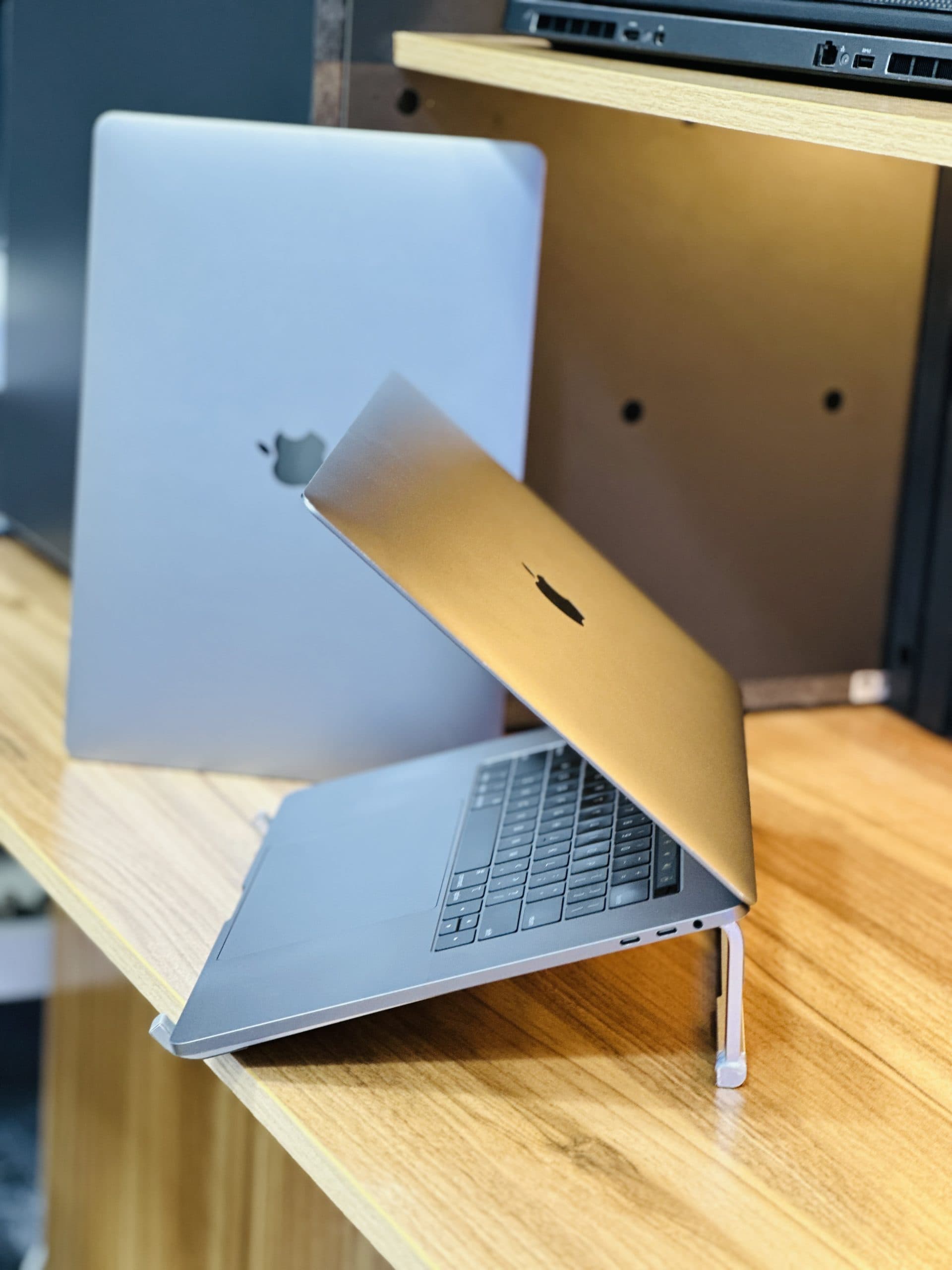 مک بوک پرو 2019 استوک MacBook Pro 2019 | i9.9980HK | 16RAM | 512SSD | 4GB Radeon 5300 — تصویر ۶