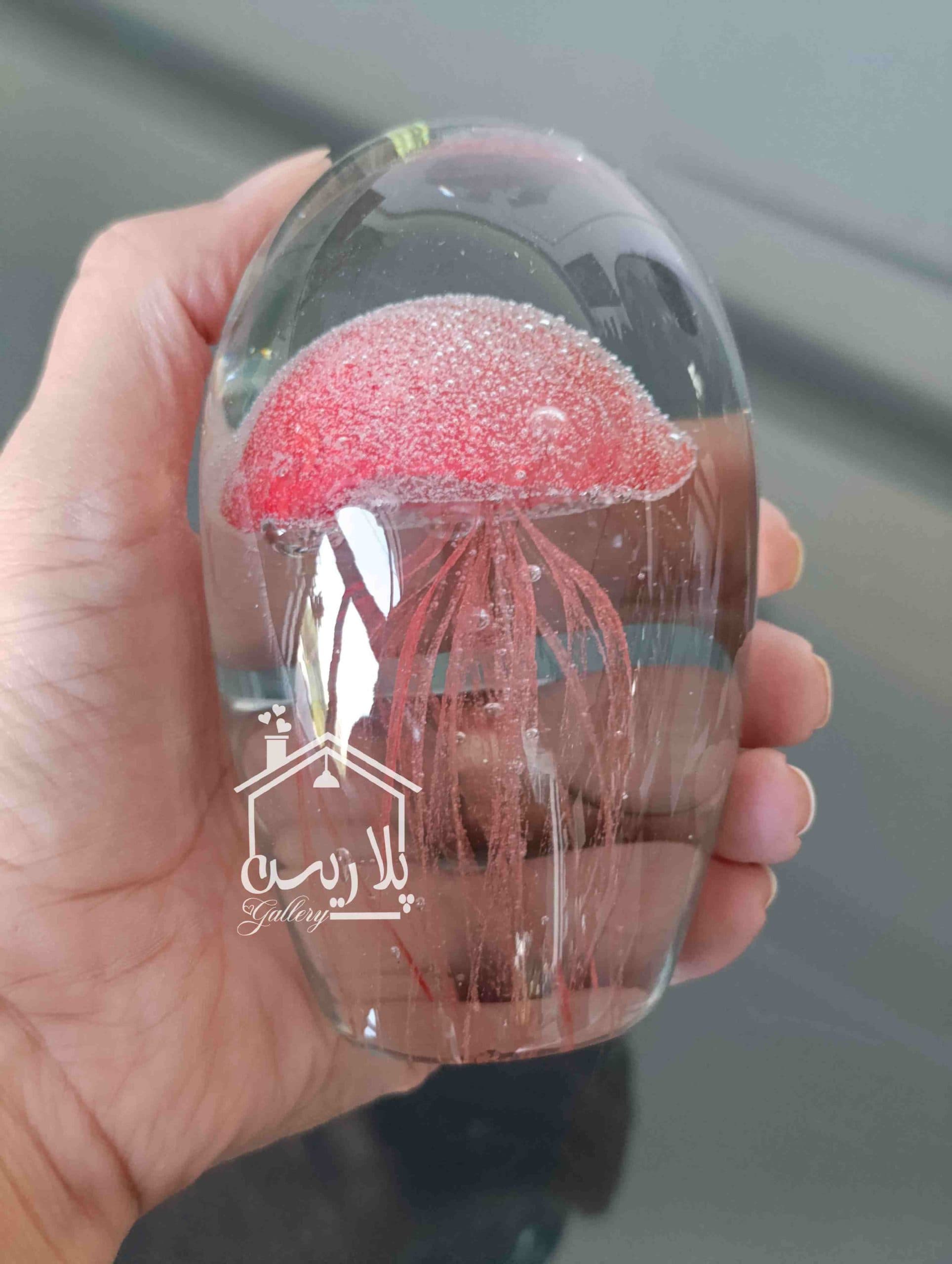 اکسسوری کریستال عروس دریایی قرمز در دو سایز — تصویر ۴