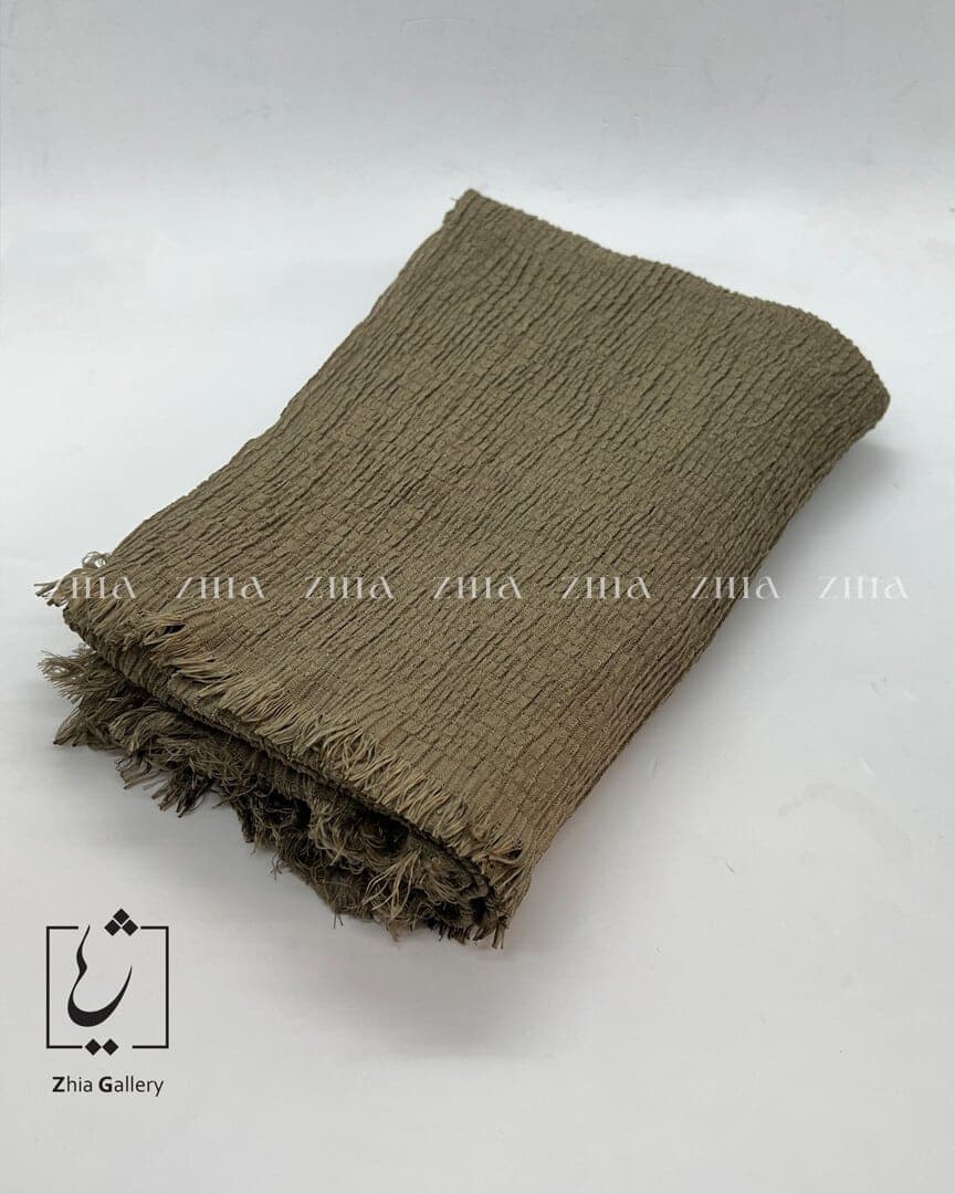 شال بیسیک طرح پلیسه پفکی کد 330 — تصویر ۳