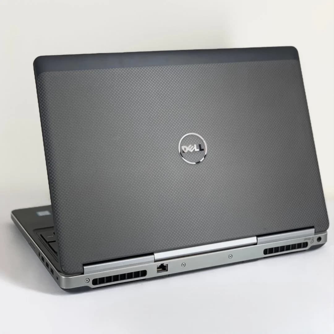 لپ تاپ استوک Dell precision 7510 Core i7-6820HQ 16G SSD 256G 4G quadro m2200 15.6 2K