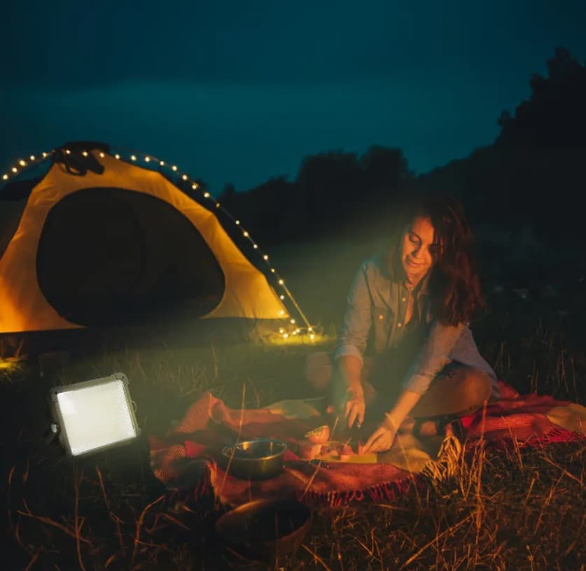چراغ کمپینگ خورشیدی 7200 میلی آمپر ساعت گرین Green Solar Camping Light 7200mAh — تصویر ۴