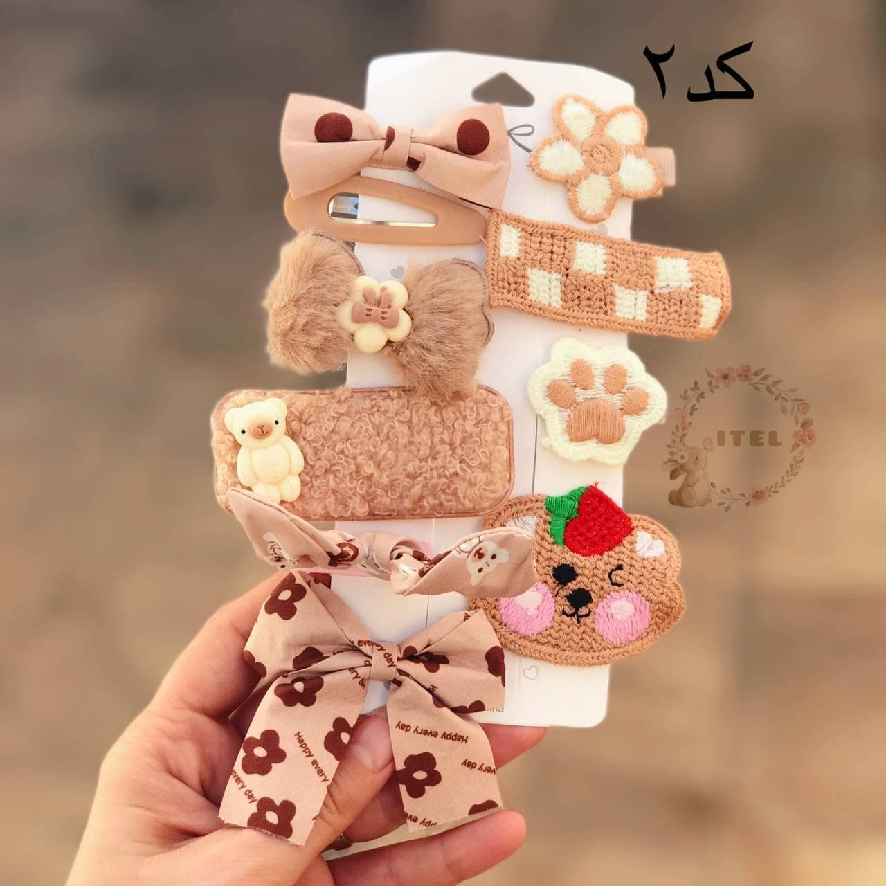 پک گیره مو فانتزی و عروسکی رنگ نود — تصویر ۴