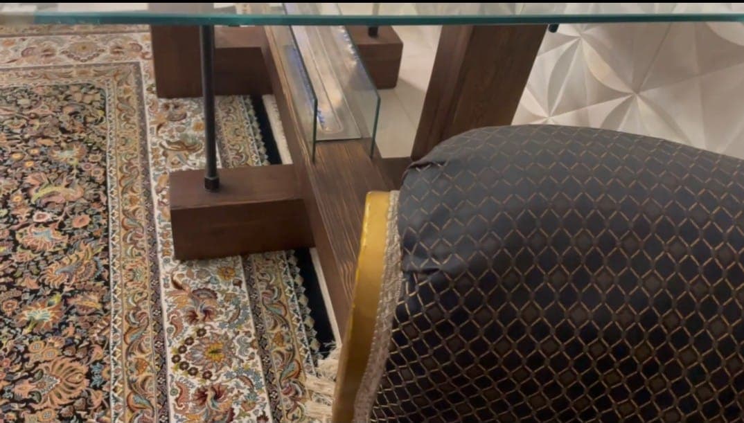 میز نهارخوری قصرآتش — تصویر ۶