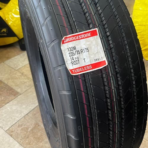 لاستیک بریجستون 235/75R17.5 گل R227( 2 حلقه) — تصویر ۳