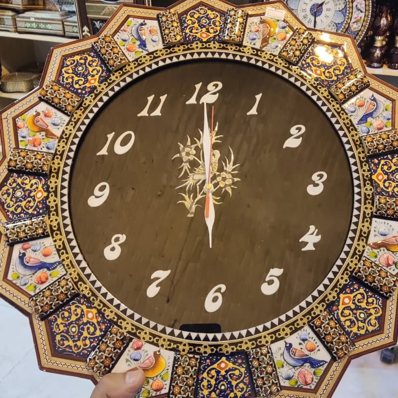 ساعت خورشیدی 47در 47 صفحه مخمل — تصویر ۲