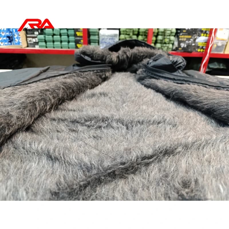 اسپیلت و شلوار داخل خز دار (طرح جلو باز) مشكی — تصویر ۴