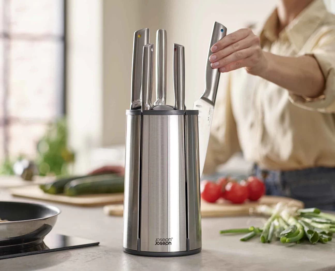 سرویس چاقو 6 پارچه تمام استیل پایه گردان جوزف جوزف مدل الویت joseph joseph Elevate™ Steel Knives Carousel 6-piece Set