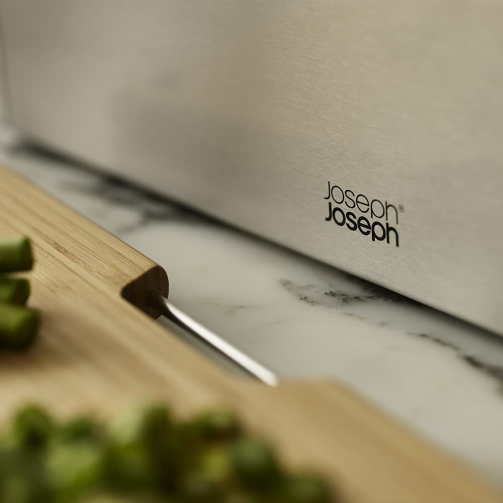 ست تخته برش 4پارچه بامبو با استند استیل جوزف جوزف Joseph Joseph Folio Steel Bamboo Chopping Boards, Set of 4 — تصویر ۷
