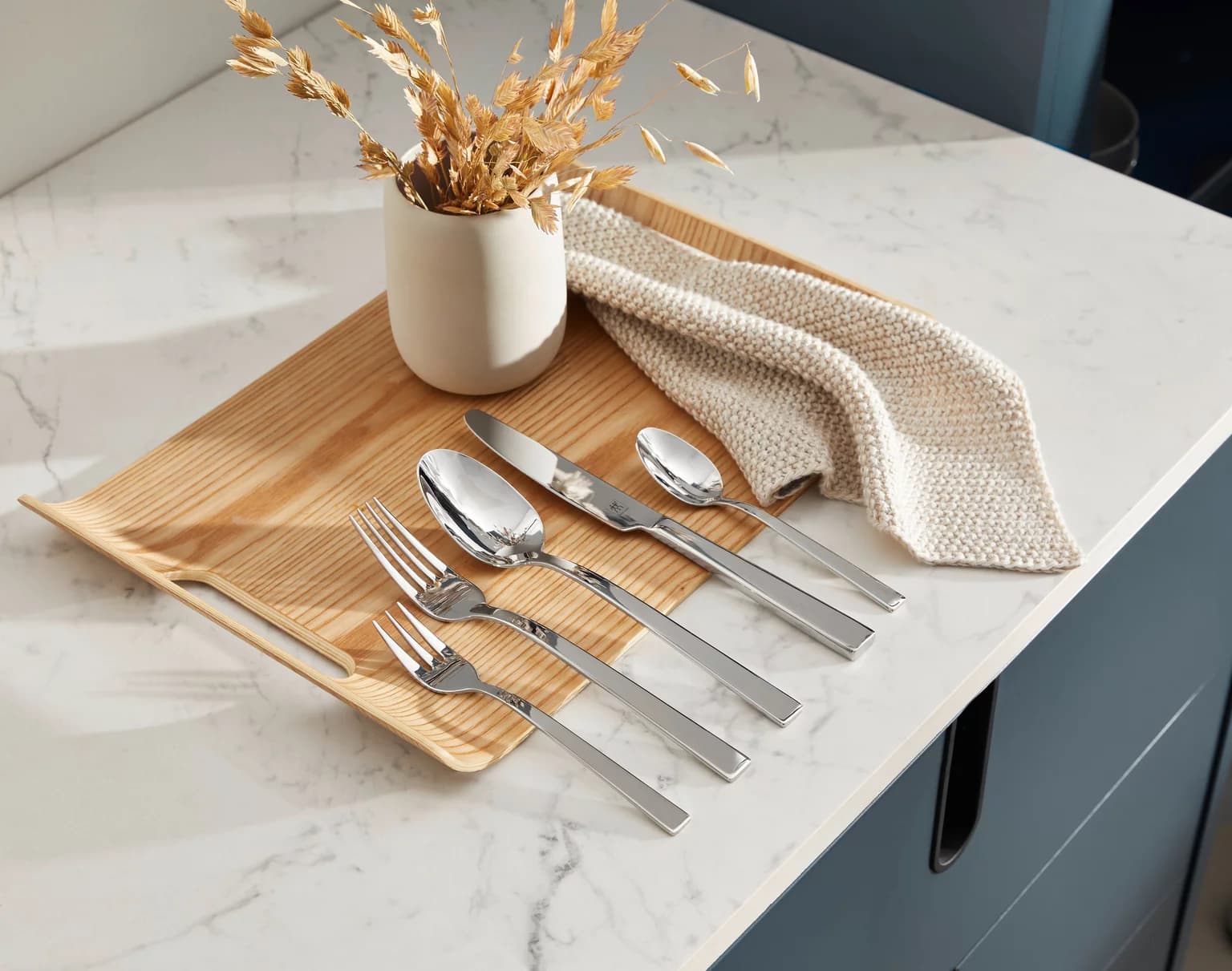 سرویس قاشق و چنگال 60 پارچه زولینگ مدل کینگ ZWILLING King 60-pc Flatware Set, 18/10 Stainless Steel — تصویر ۴