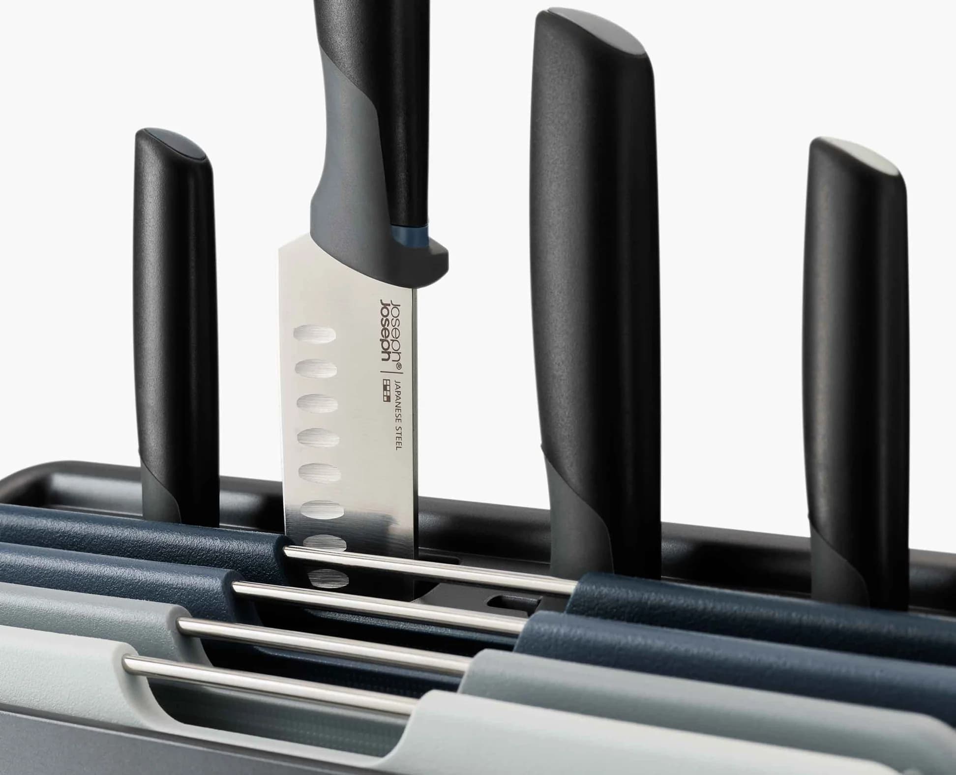 ست تخته برش و چاقو 8 پارچه جوزف جوزف Joseph Joseph Folio Large Chopping Boards and Knives, Set of 8, Grey — تصویر ۲