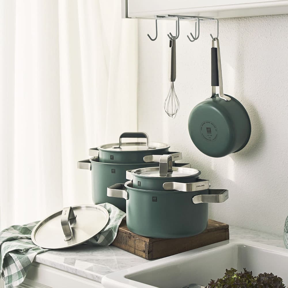 سرویس قابلمه 3پارچه زولینگ مدل پیور رنگ سبز ZWILLING Pure Cookware, Set of 3 green — تصویر ۲