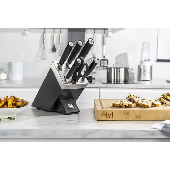 سرویس چاقو 7 پارچه مدل آل استار با استند تیز کننده شارپ بلاک مشکی ZWILLING SHARP BLOCK ALL STAR black