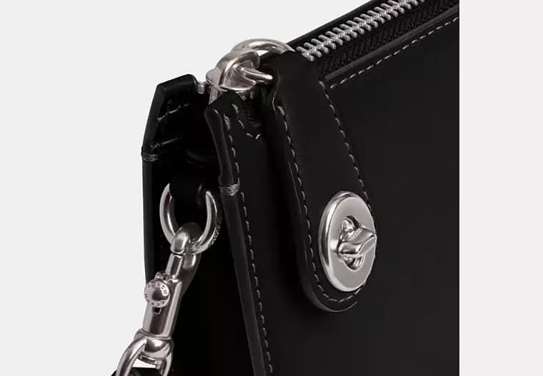 کیف رودوشی Coach مدل Penn — تصویر ۵