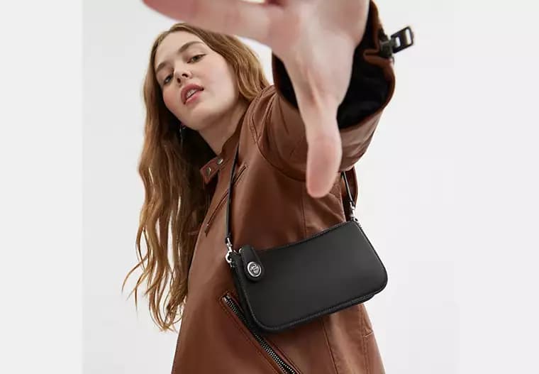 کیف رودوشی Coach مدل Penn — تصویر ۶