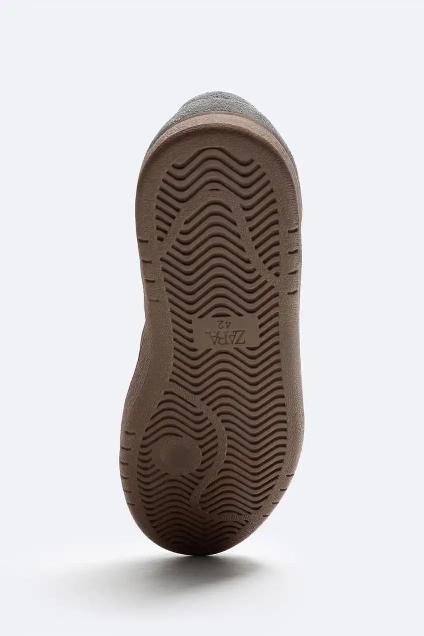 کفش اورجینال Zara مدل Embossed Retro Sneakers — تصویر ۲
