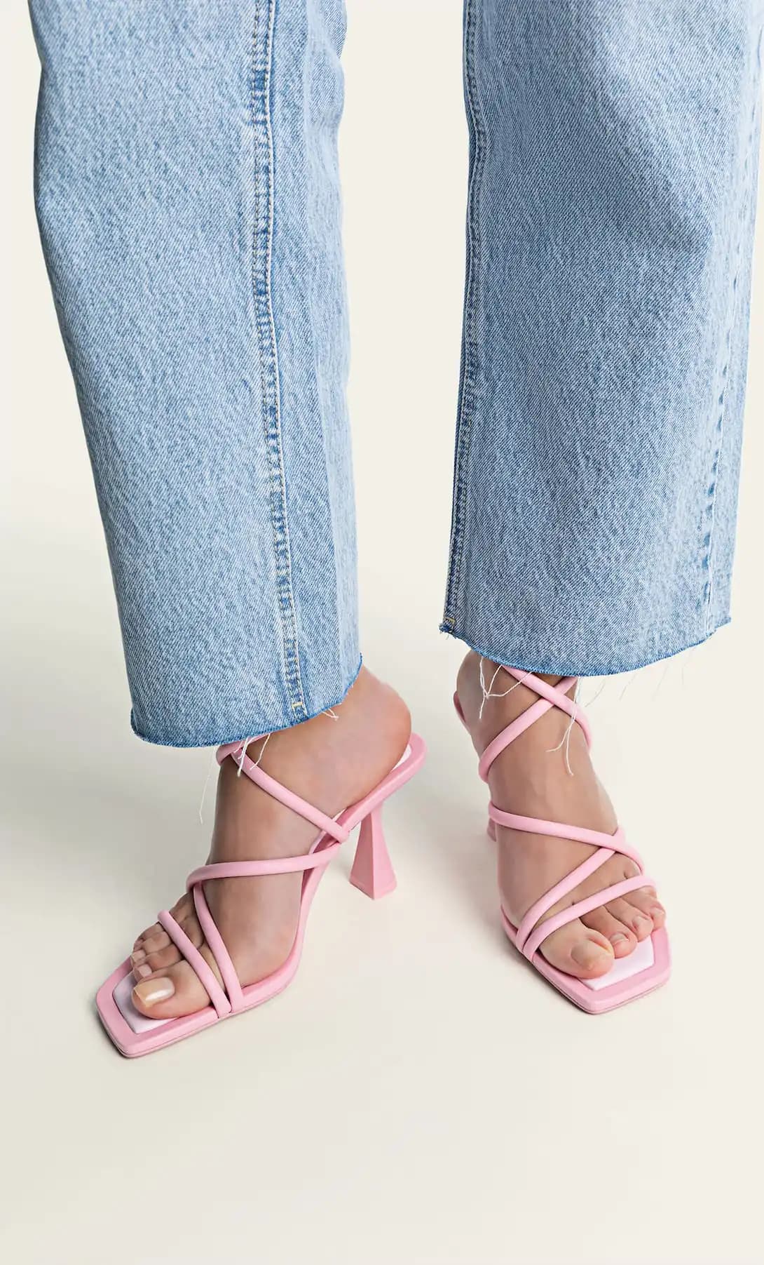 کفش اورجینال Stradivarius مدل Banded Heel Sandals — تصویر ۷
