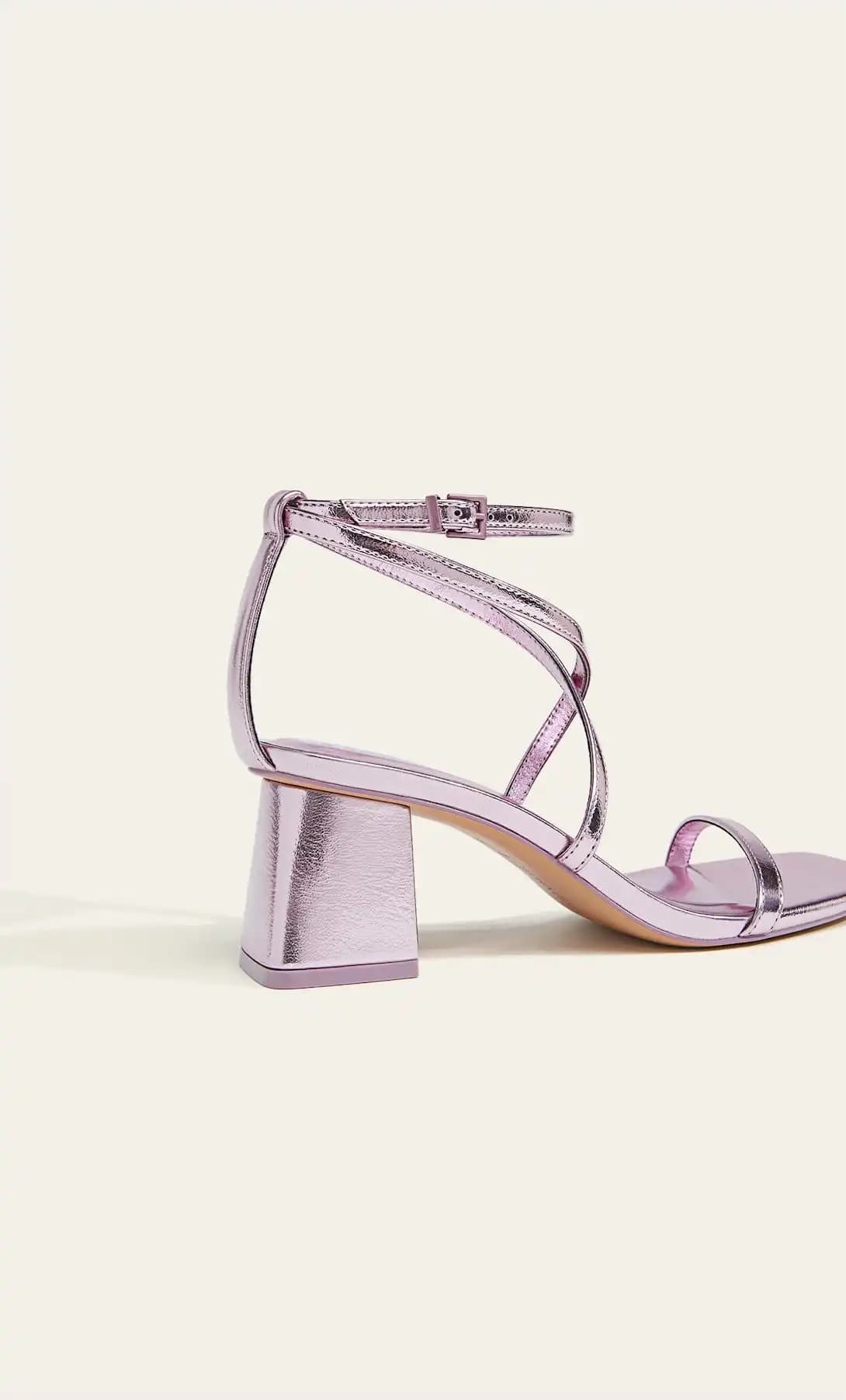 کفش اورجینال Stradivarius مدل Metallic Strap Heeled Sandals — تصویر ۸