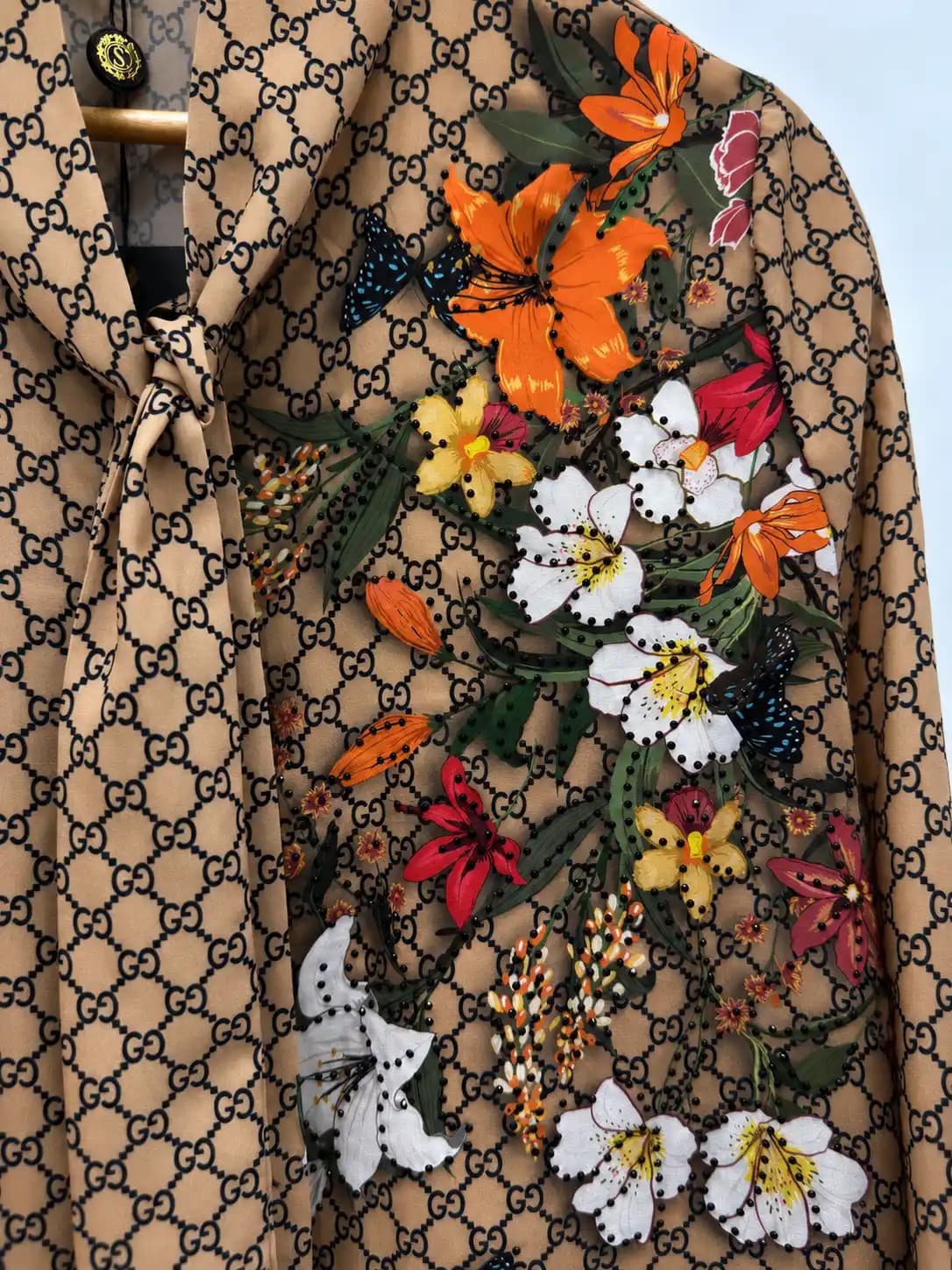 شومیز کرپ حریر گوچی Gucci — تصویر ۳