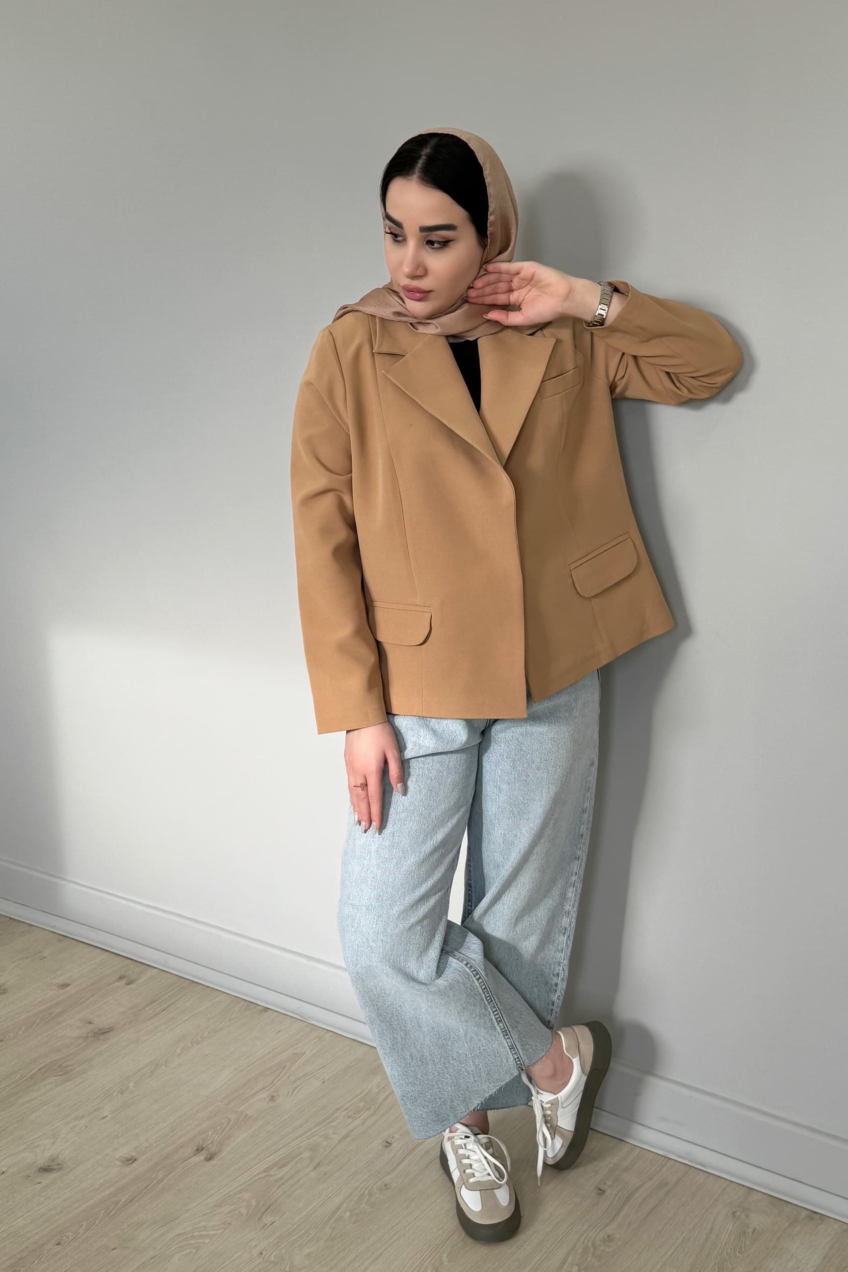 کراپ کت مازراتی — تصویر ۳