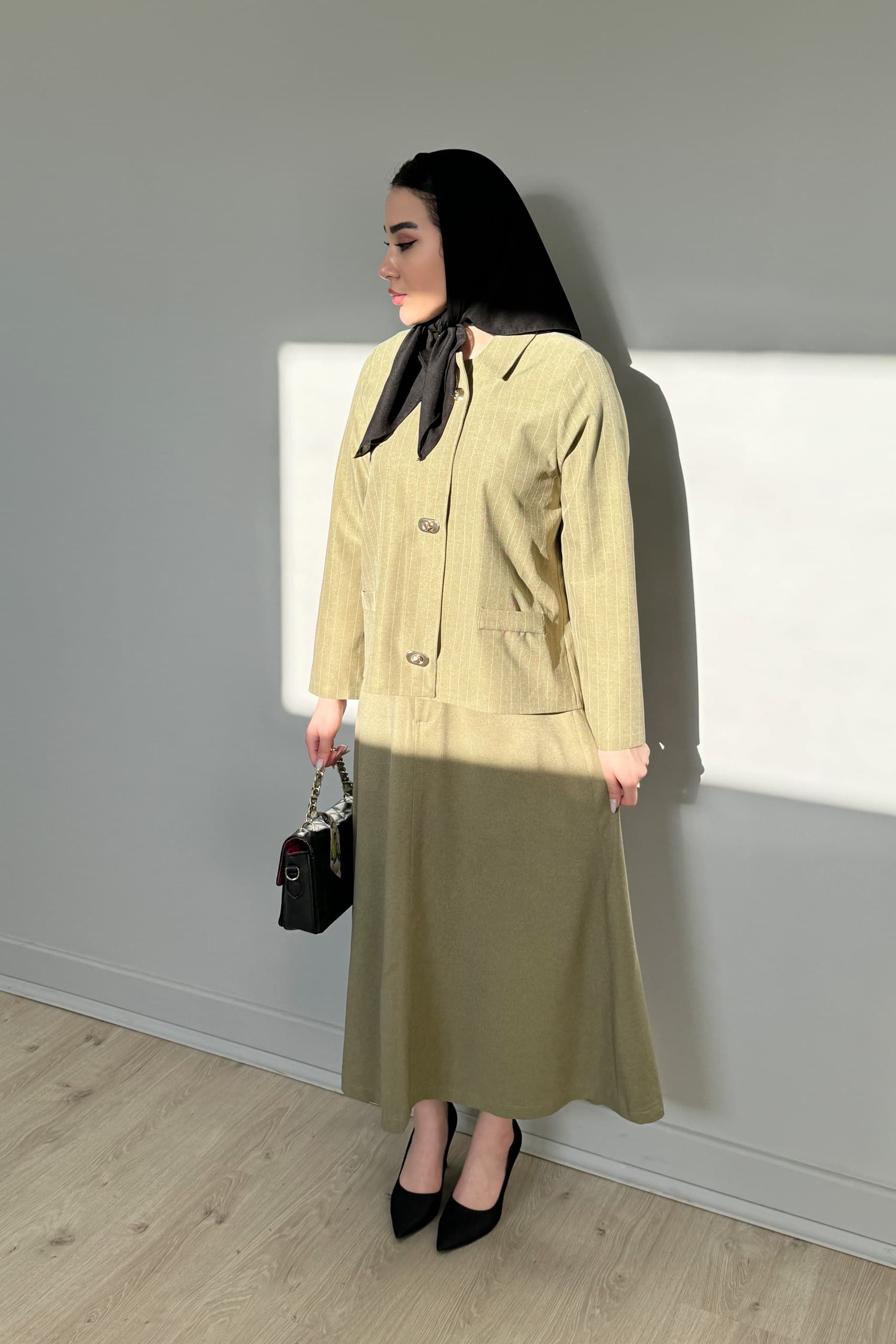 کت و دامن دیپلمات — تصویر ۳