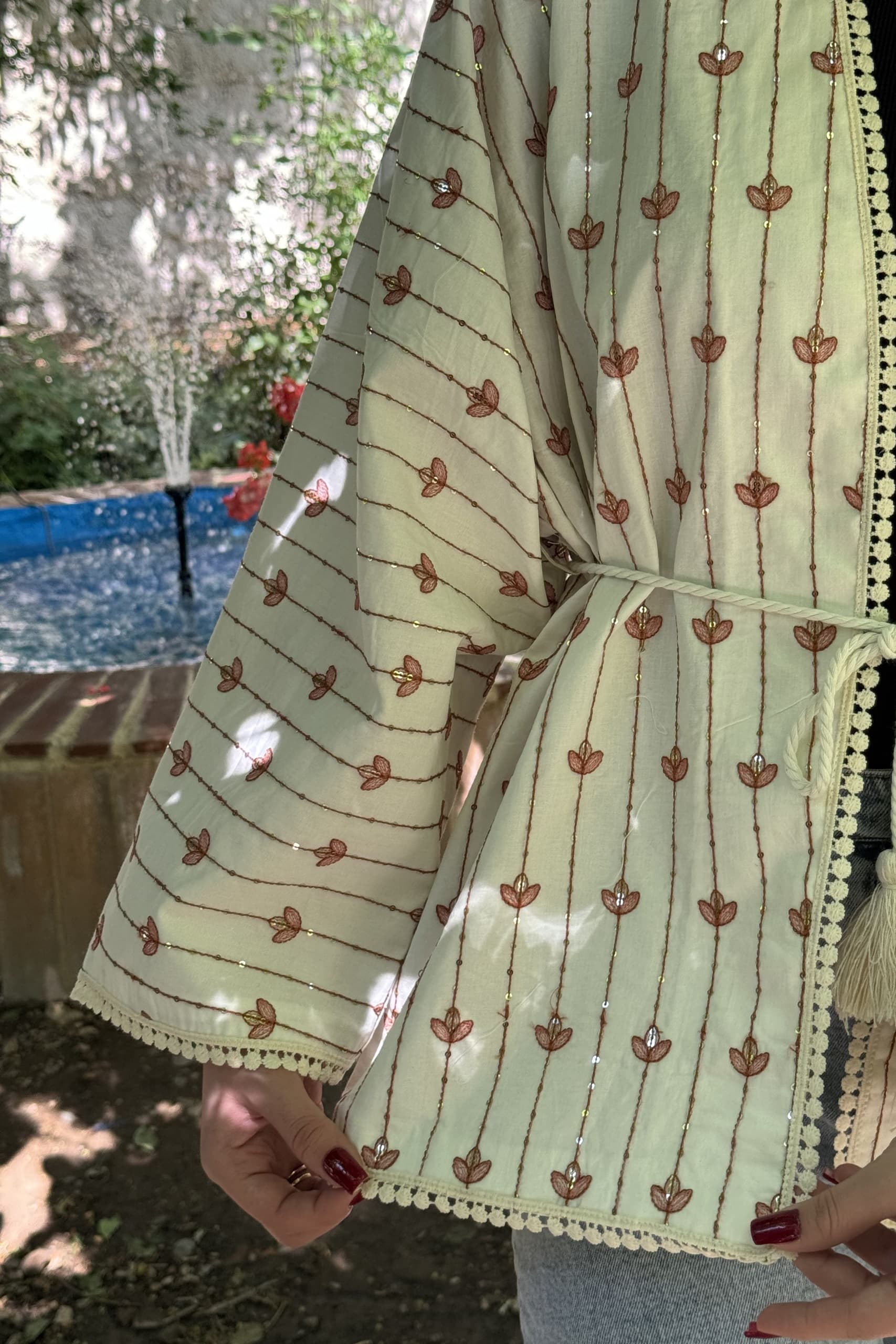 کت سوزندوزی — تصویر ۴