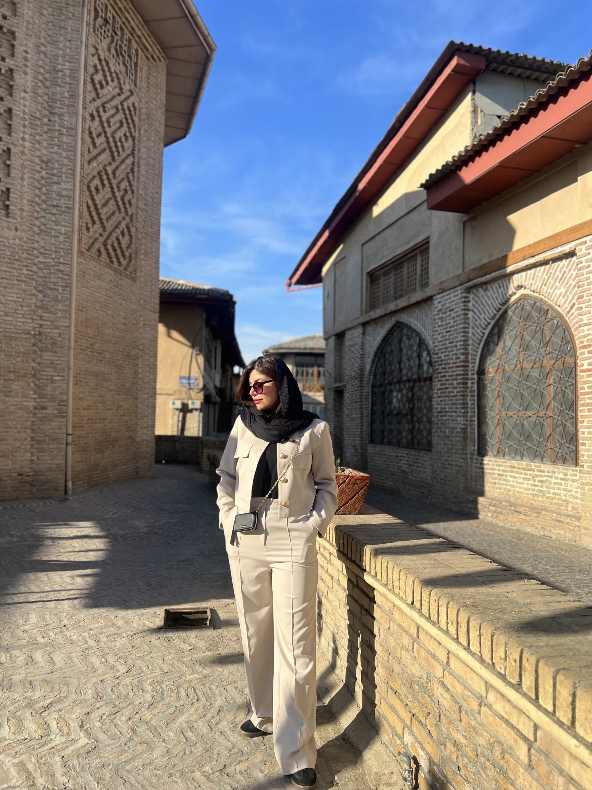 ست کت کراپ و شلوار — تصویر ۵