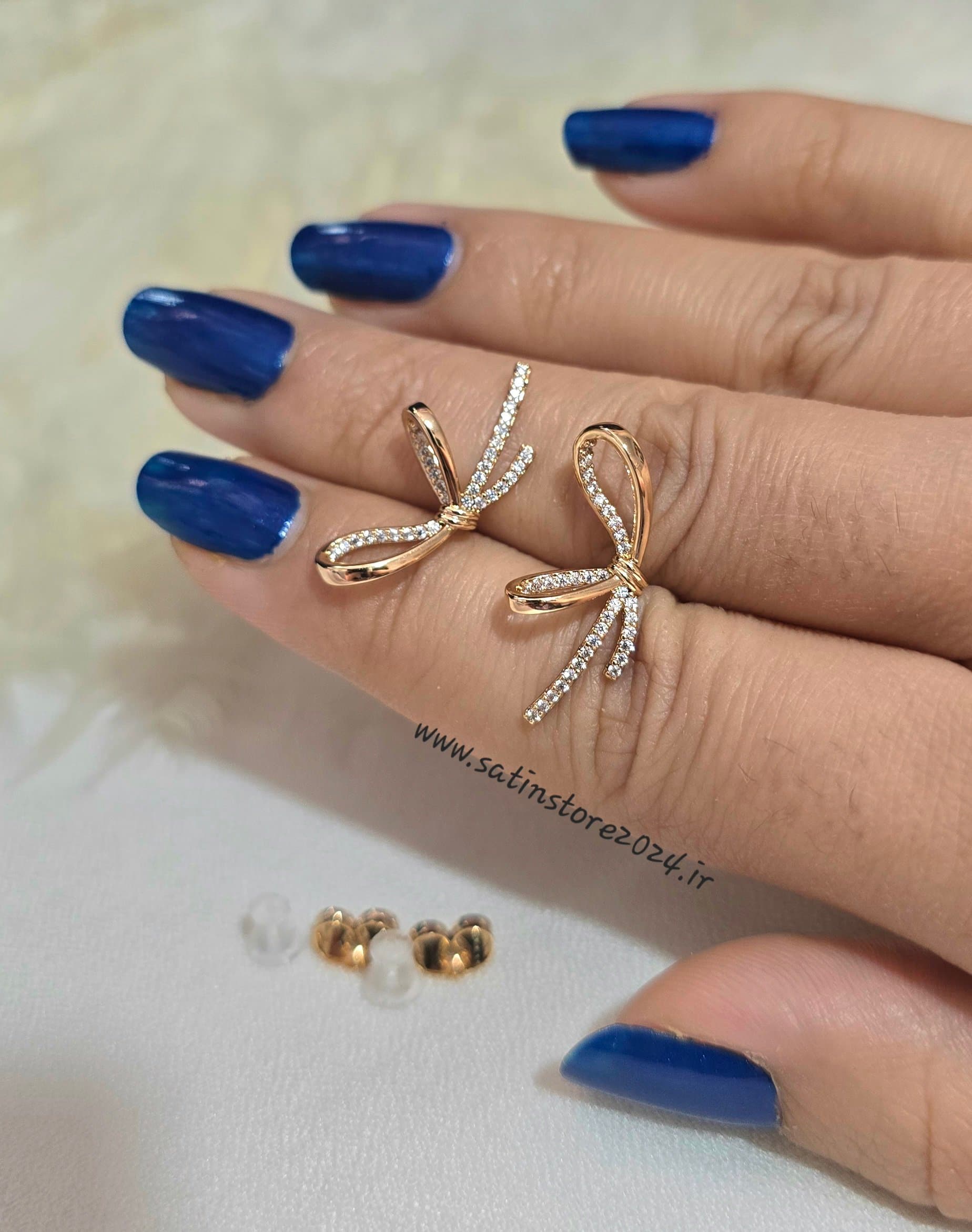 گوشواره پاپییونی مینیمال برند ژوپینگ کد 2101