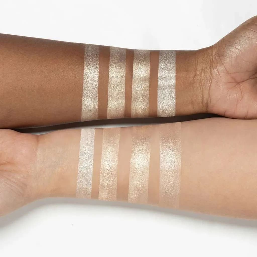 هایلایتر هالیوود فیوچر میکاپ | Future Makeup Hollywood Highlighter — تصویر ۲