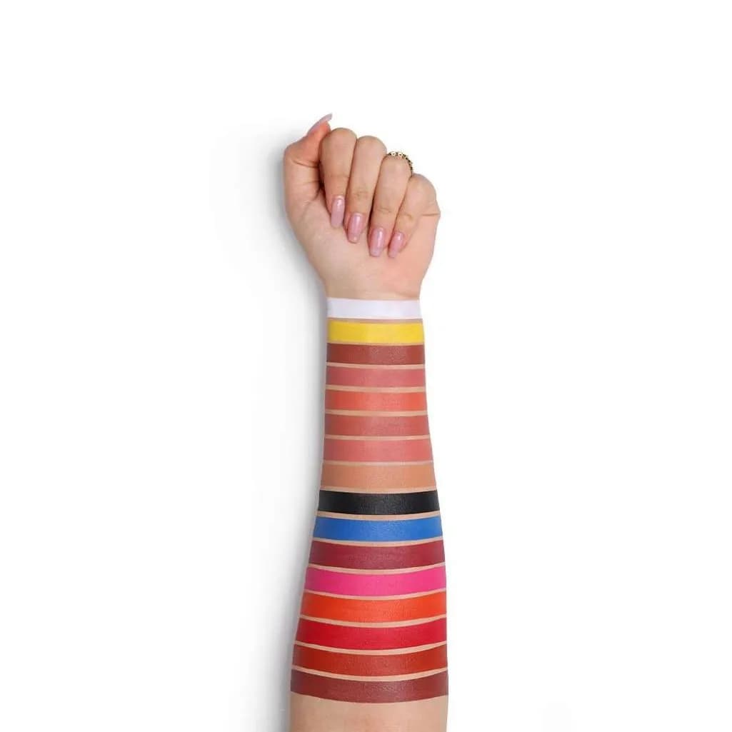 پالت رژلب لوکس FU9201 فیوچر میکاپ | Future Makeup Luxe Lip Lap Lipstick Palette FU9201 — تصویر ۲