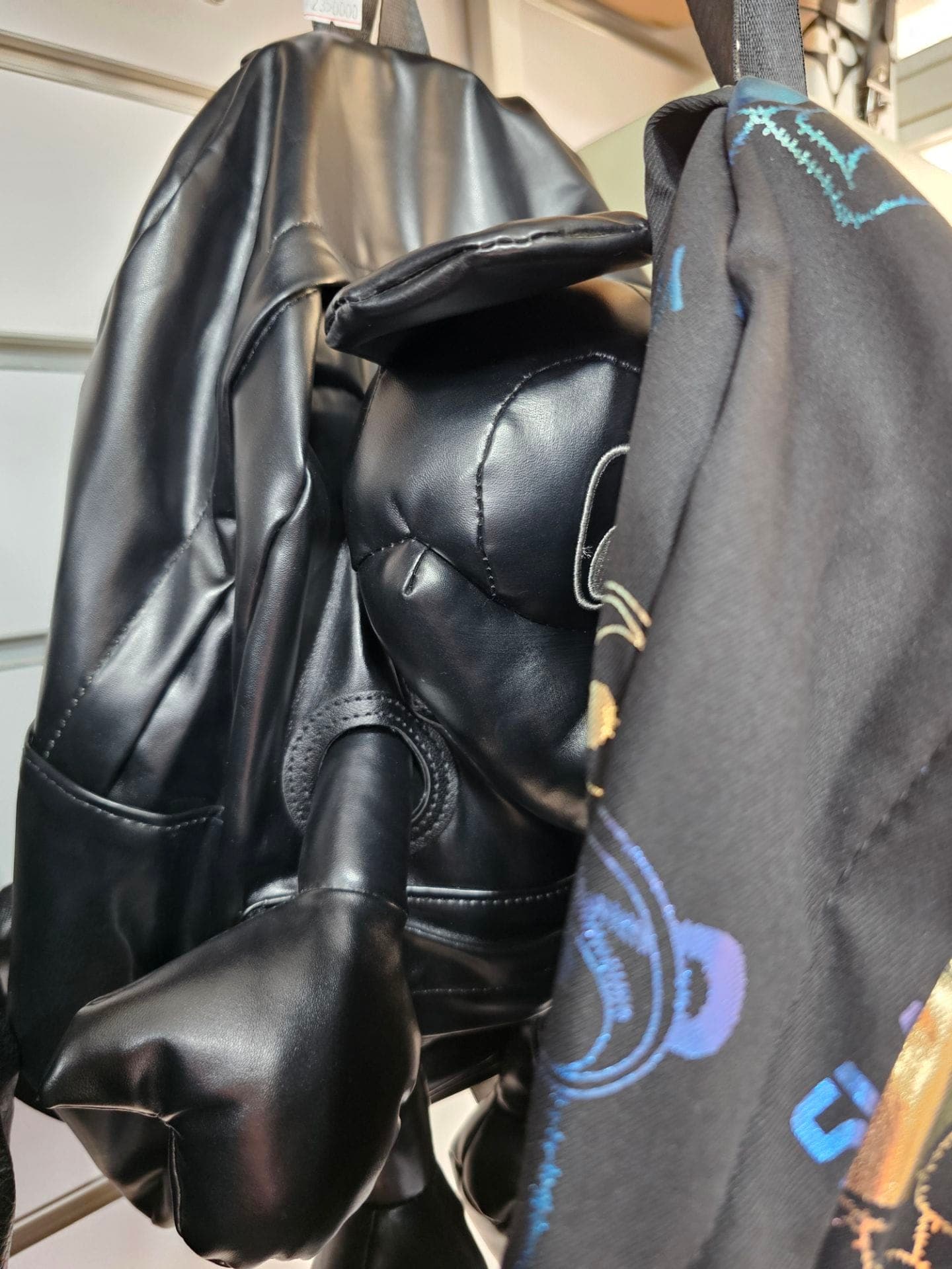 کوله پشتی میکی موس مشکی — تصویر ۲