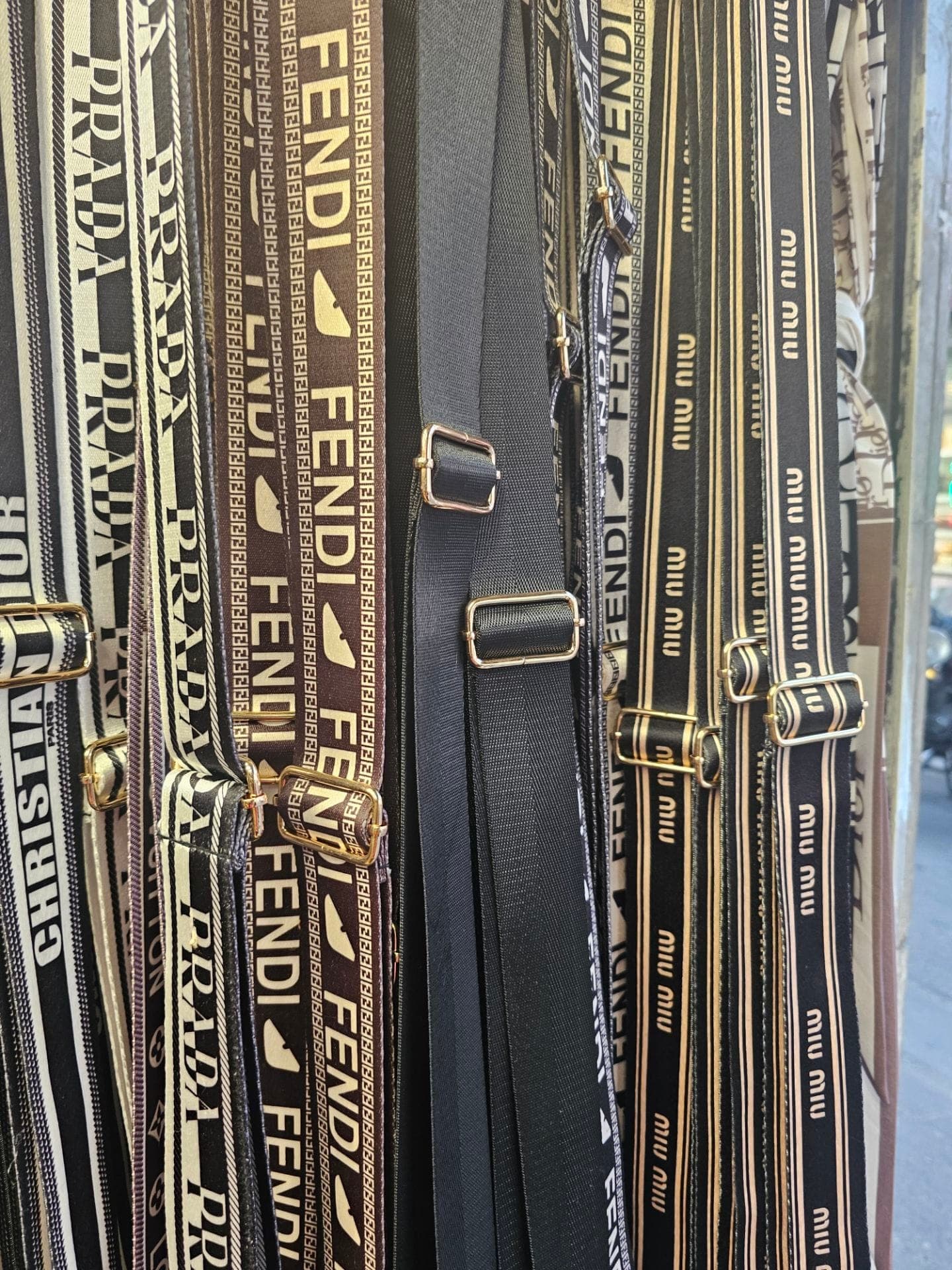 بند کیف پهن مارک طرحدار — تصویر ۳