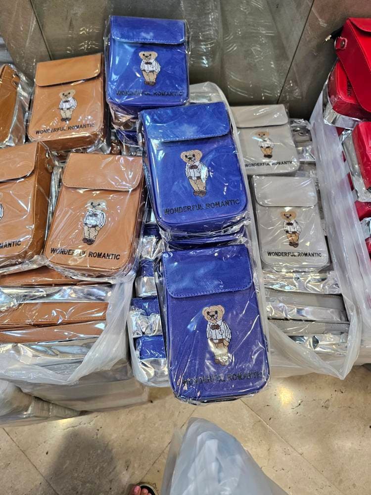 کیف تدی کتابی در رنگبندی — تصویر ۳