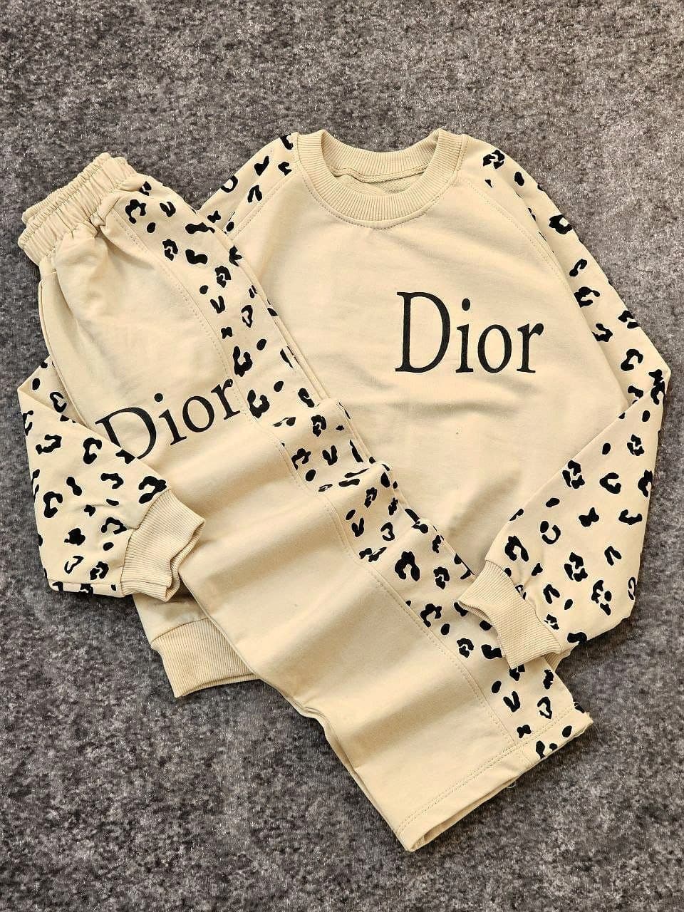 بلوز شلوار Dior م 3 تا 10 سال — تصویر ۶