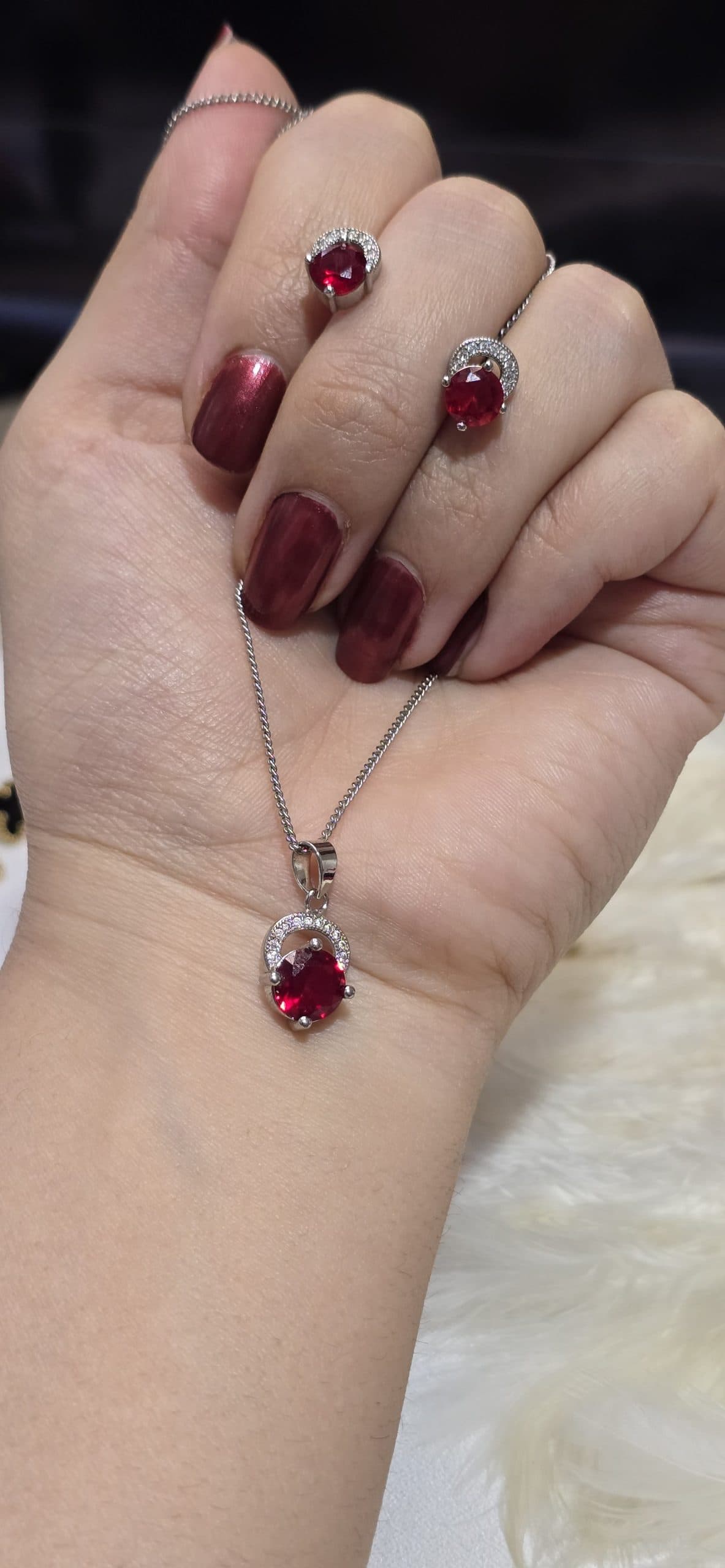 نیمست استیل نگین قرمز کد 5022 — تصویر ۸