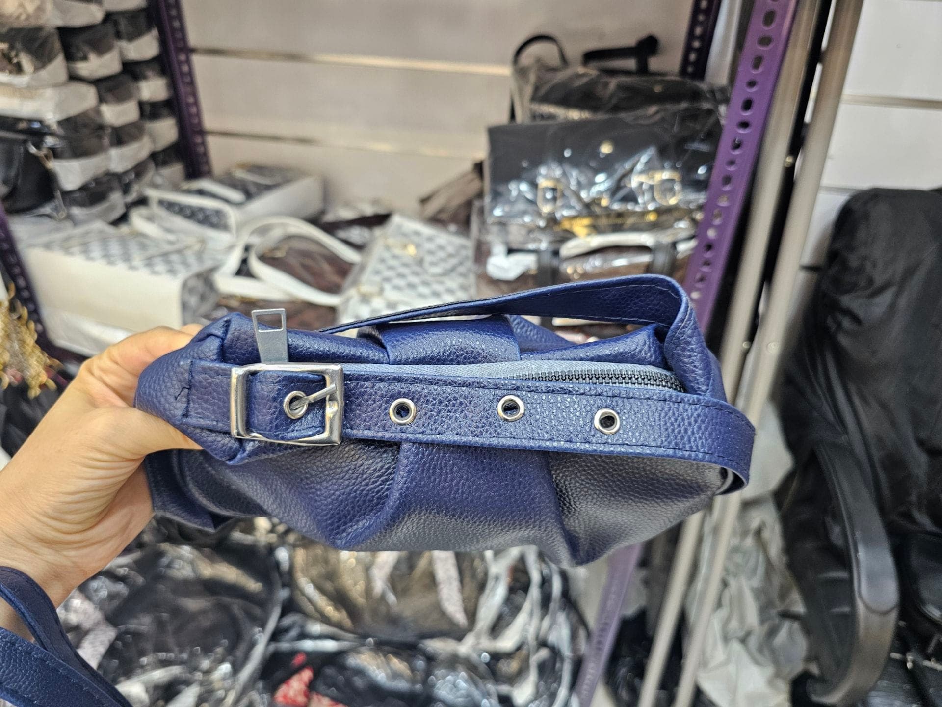 کیف دخترانه چروک دوشی — تصویر ۳
