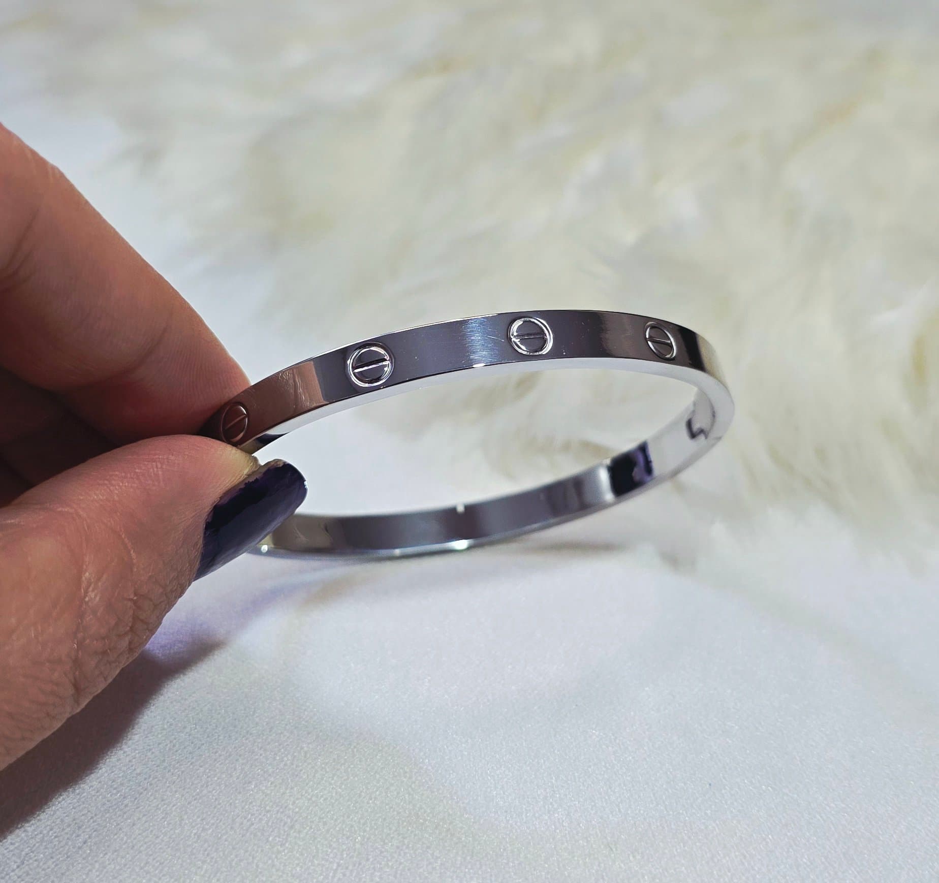 دستبند لاو کارتیر نقره ای استیل کد 3069 — تصویر ۵