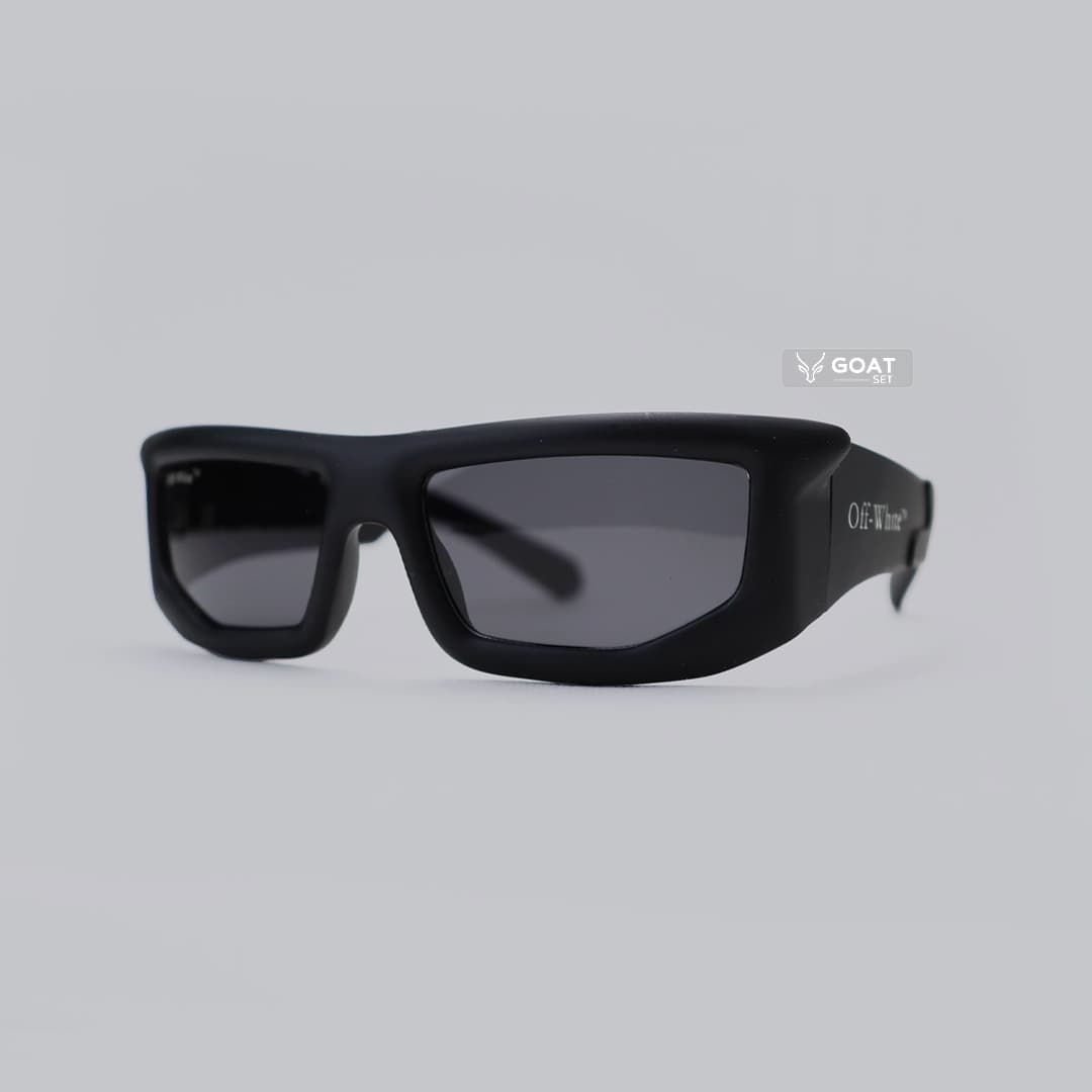 عینک آفتابی OFF-WHITE فریم فشن مشکی مات | لنز یخی — تصویر ۳