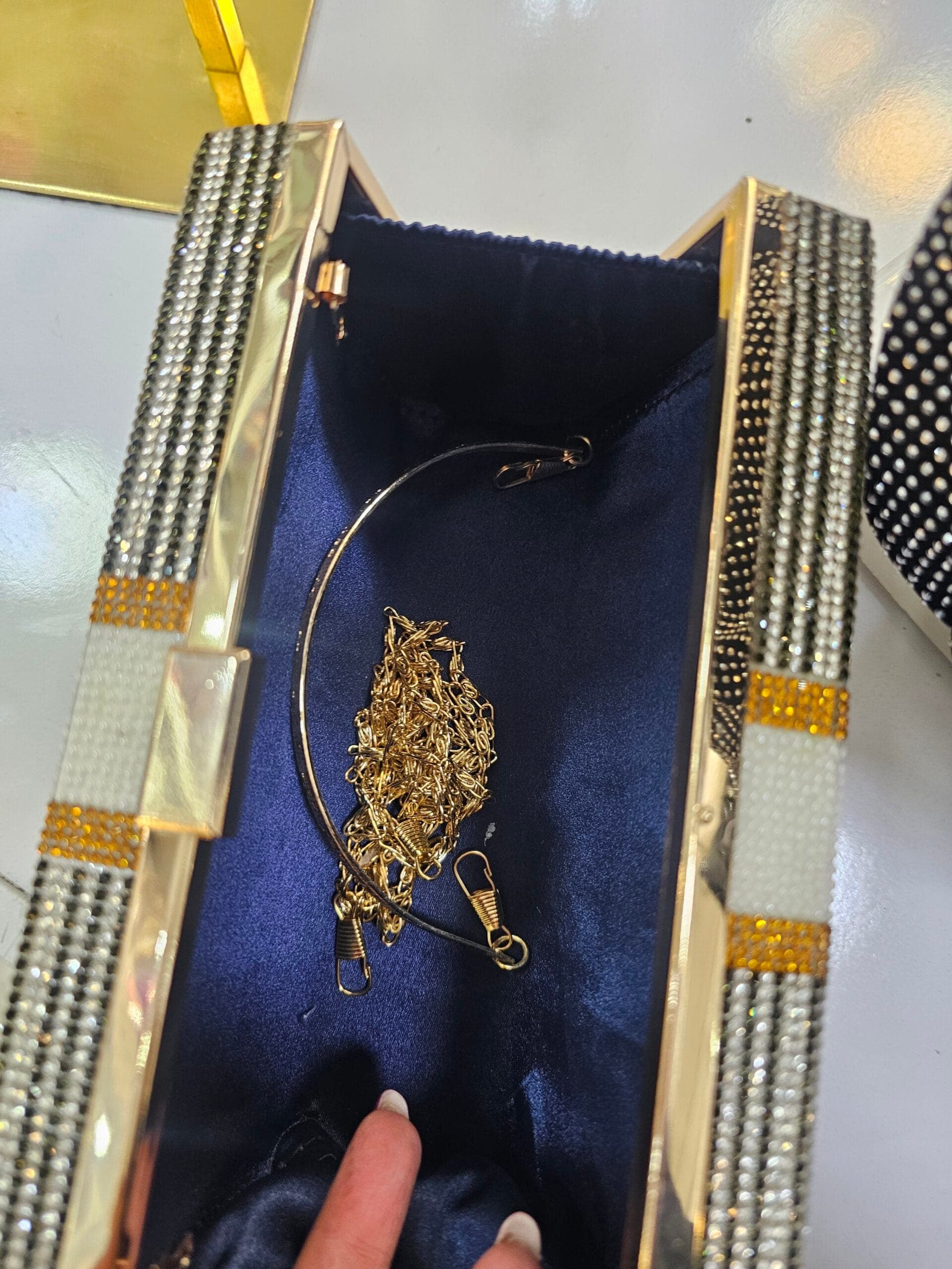 کیف دلاری نگینی — تصویر ۴
