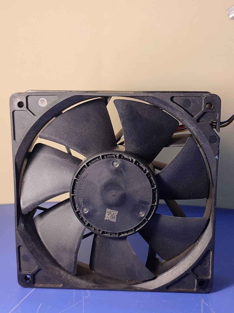 فن whatsminer برند KZ اورجینال و آکبند — تصویر ۲