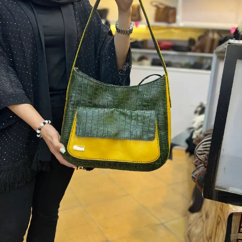 کیف دوشی و دستی چرم کد 64