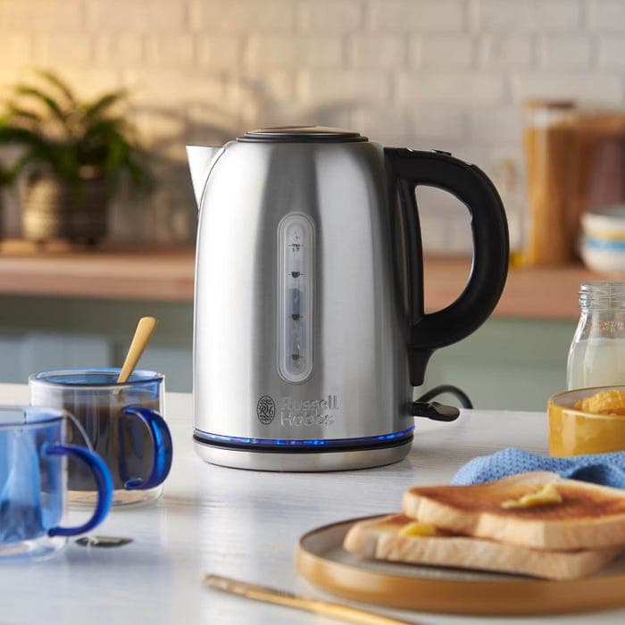 کتری برقی راسل هابز Russell Hobbs مدل Quiet Boil (بدنه استیل مات) — تصویر ۳