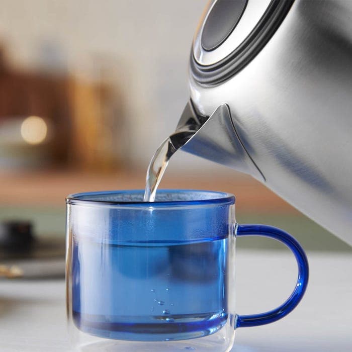 کتری برقی راسل هابز Russell Hobbs مدل Quiet Boil (بدنه استیل مات) — تصویر ۴