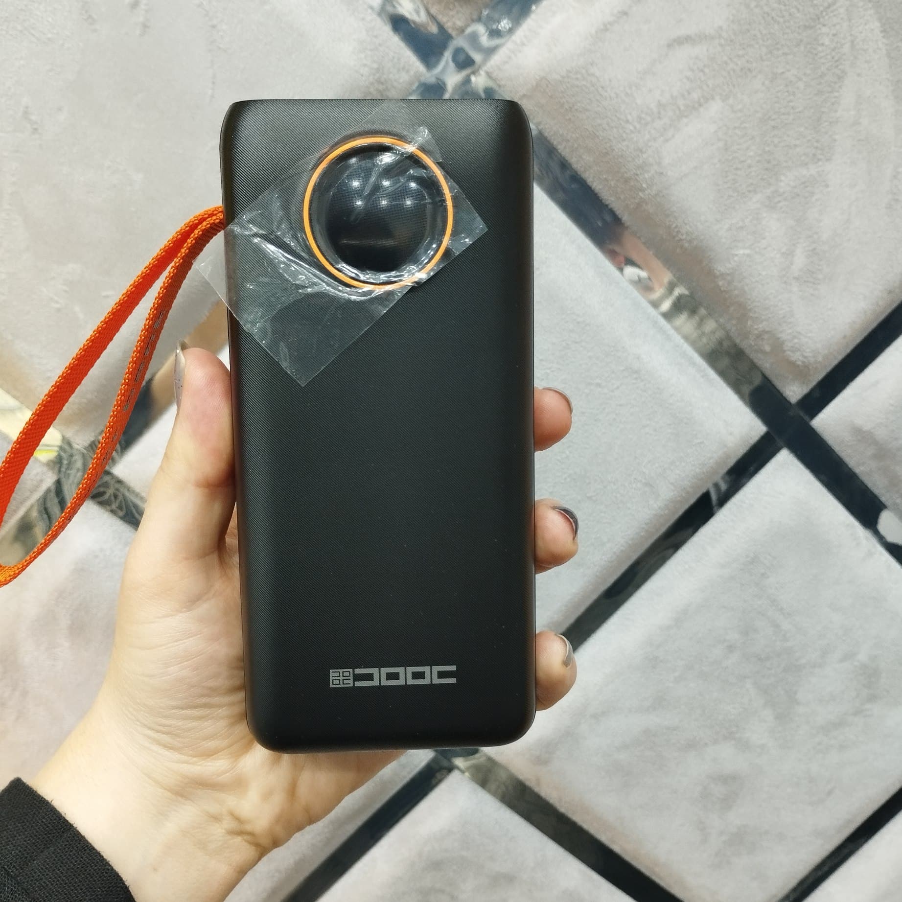 پاوربانک فستشارژ ۳۰۰۰۰ برند DOOC مدل DPB-859 — تصویر ۲