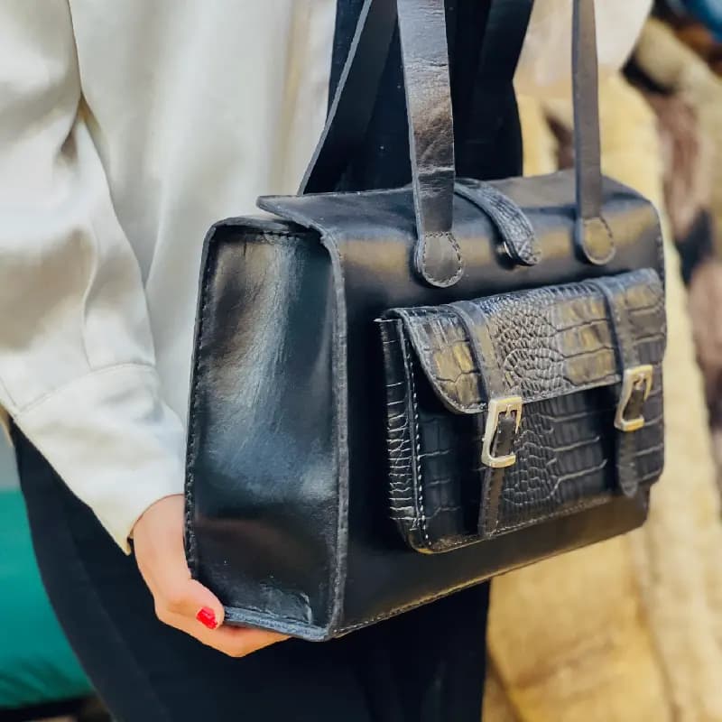 کیف دستی چرم مشکی کد ۳۵ — تصویر ۳