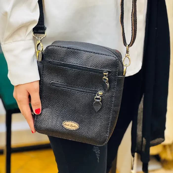کیف دوشی چرم قهوه ای کد ۲۸ — تصویر ۳