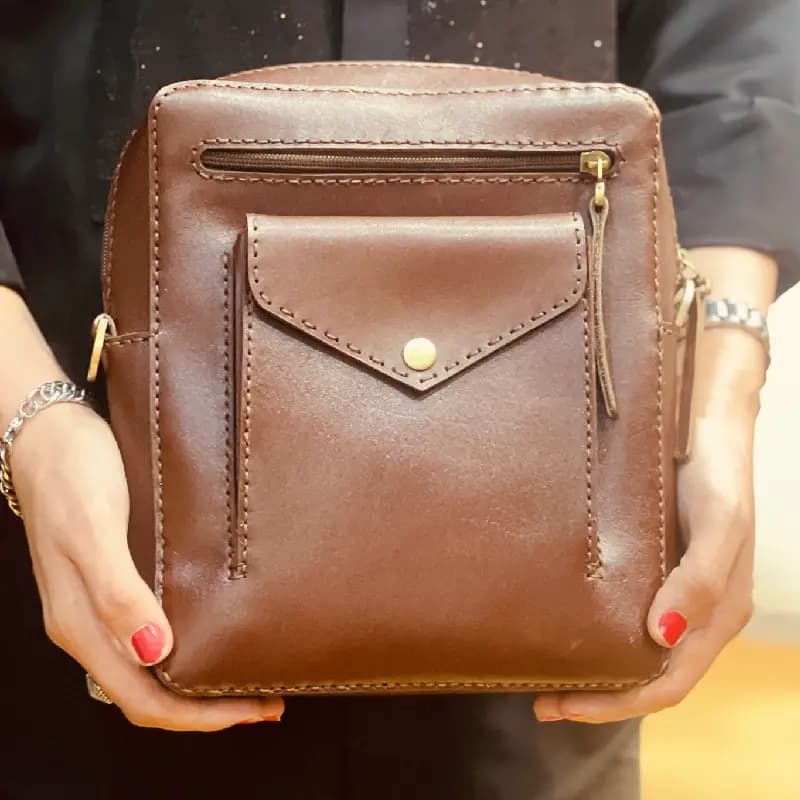کیف دوشی طرح روکو چرم قهوه ای کد 20