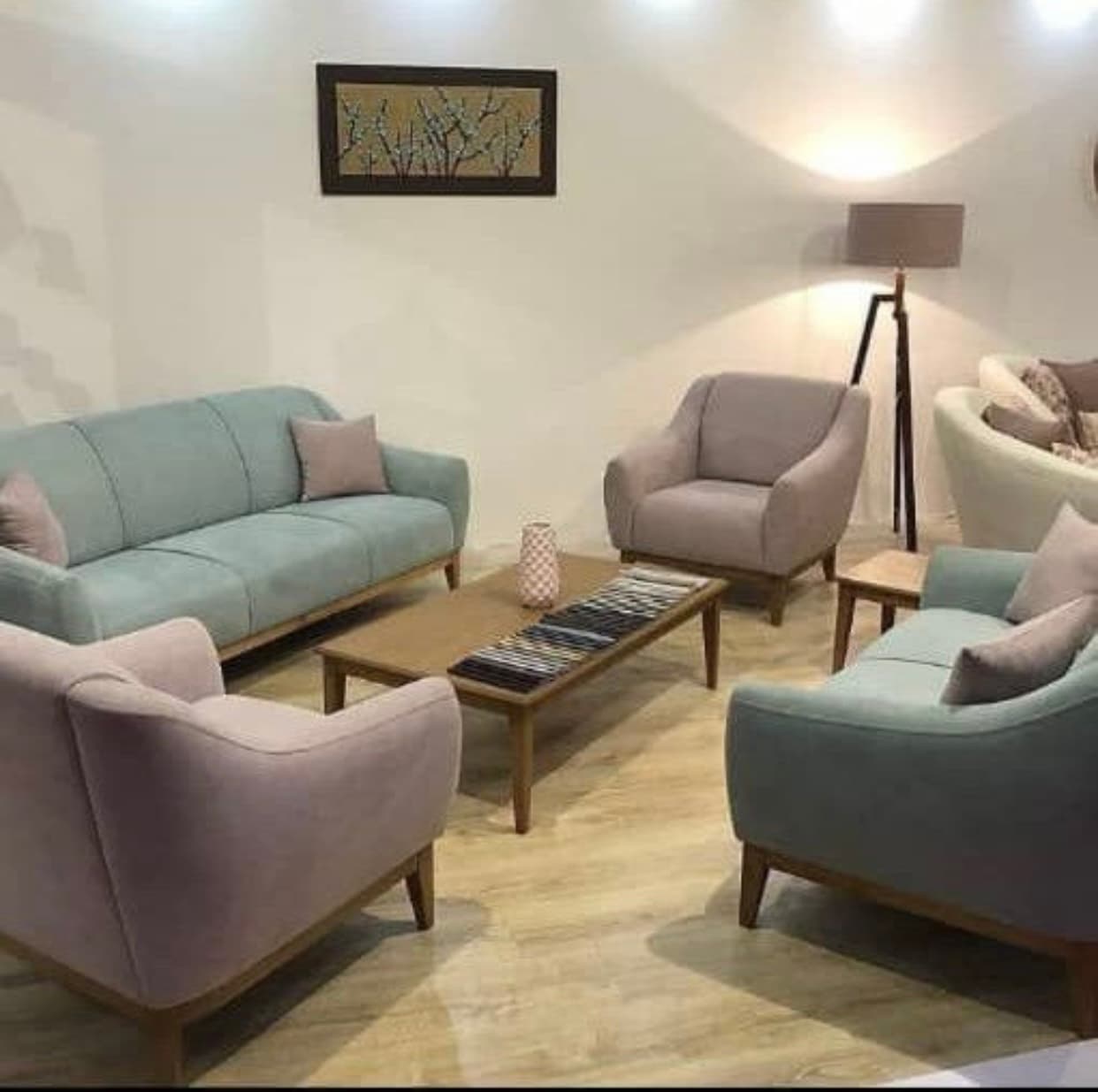 مبل راحتی مدل ناز لی — تصویر ۳