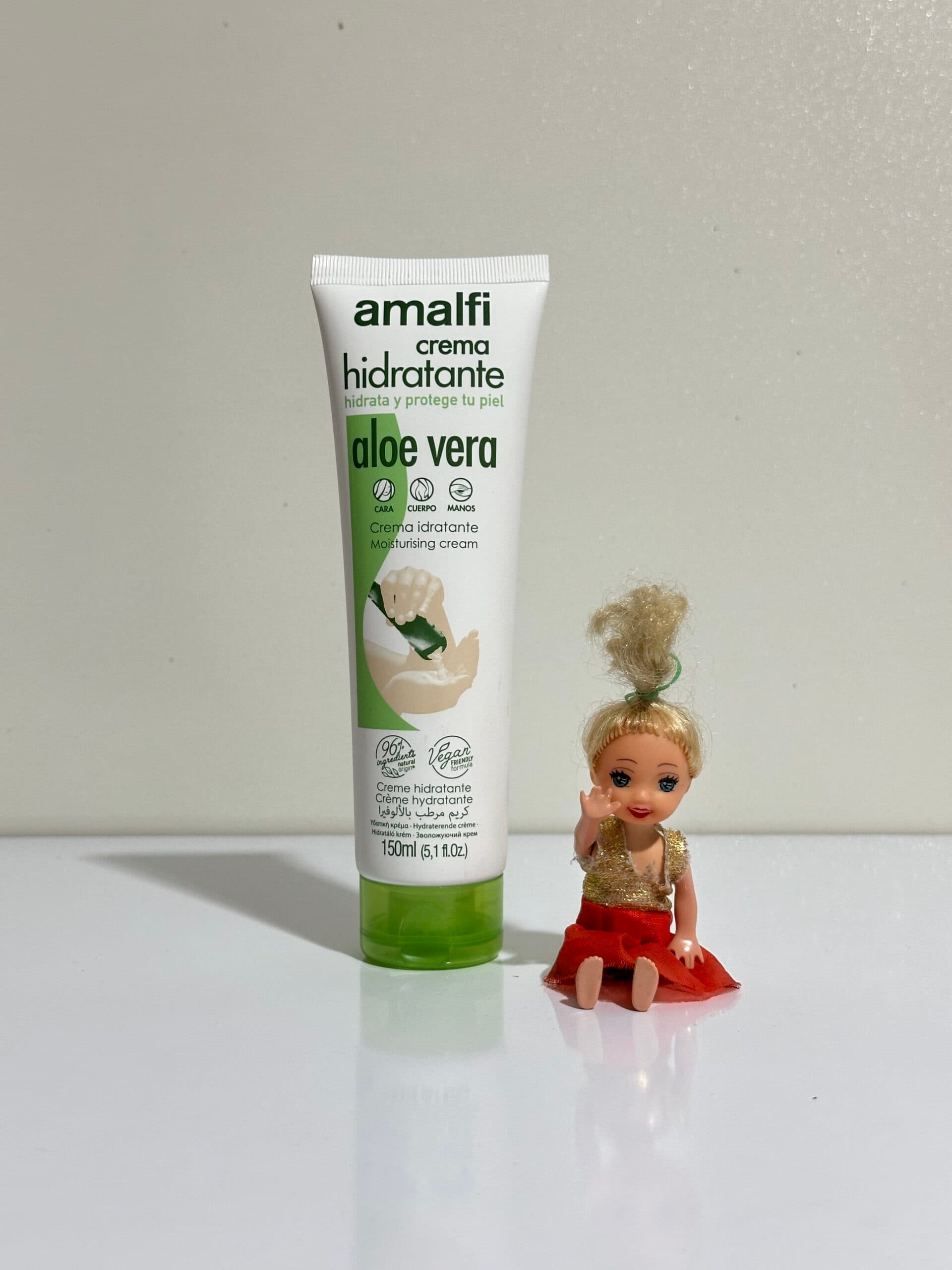 کرم مرطوب کننده وآبرسان دست وصورت وبدن amalfi اصلی ۱۵۰میل