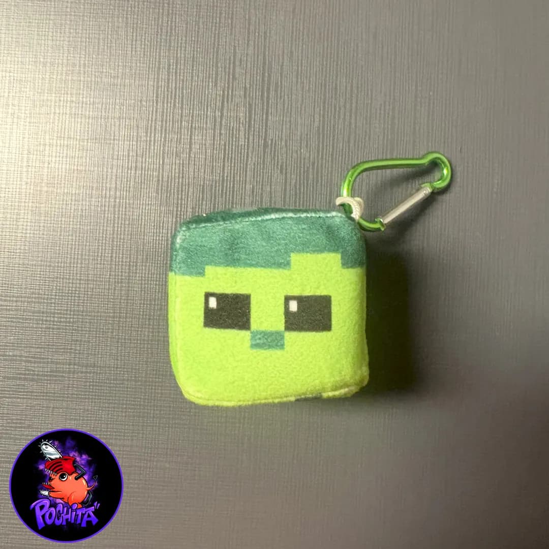 جاکلیدی زامبی ماینکرفت | Minecraft Zombie Keychain — تصویر ۲